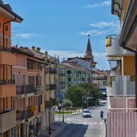 Lounge Del Duca, Centralissimo Bicamere Su Due Livelli - Posto Auto A Richesta Градо Экстерьер фото