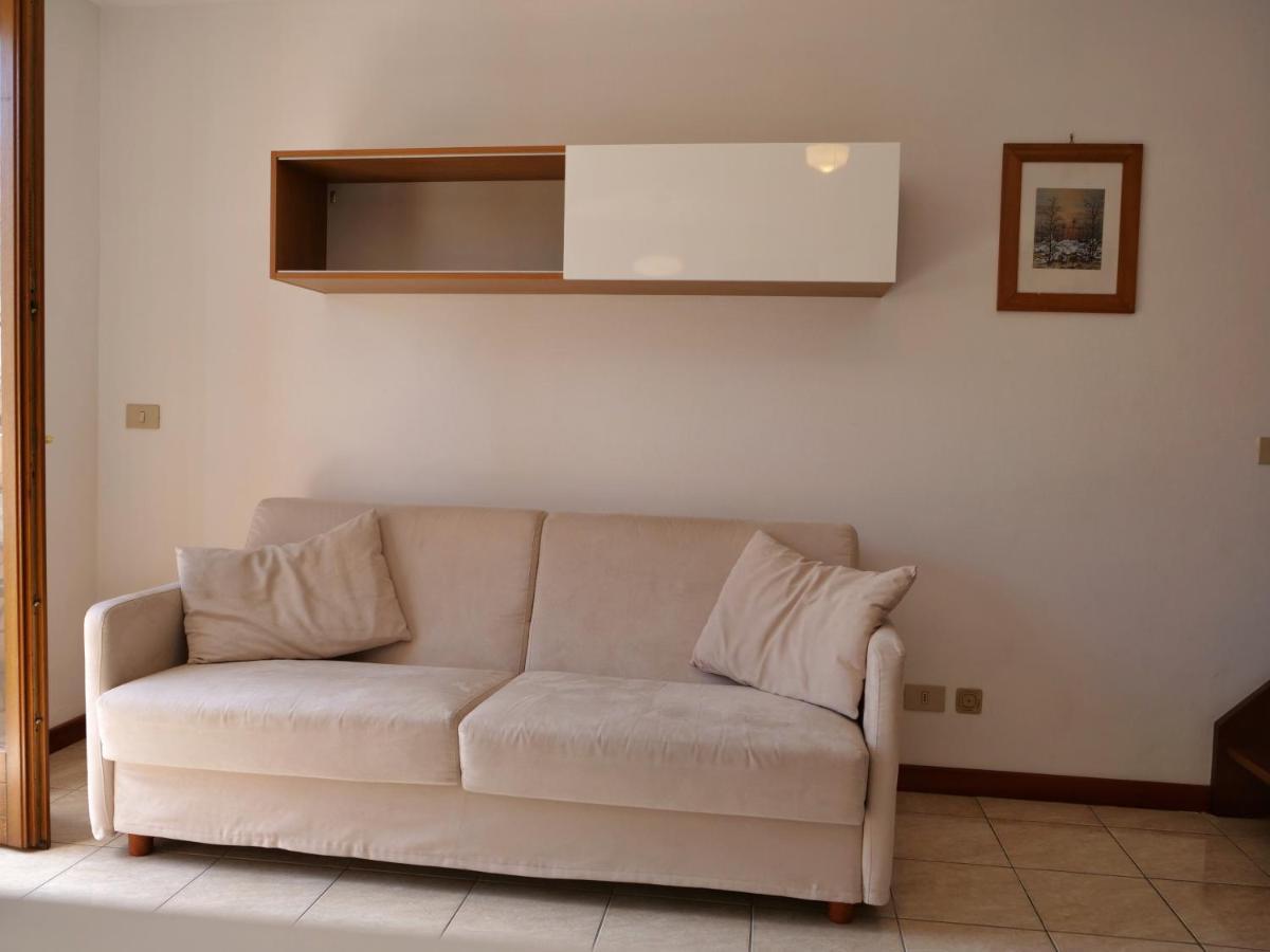 Lounge Del Duca, Centralissimo Bicamere Su Due Livelli - Posto Auto A Richesta Градо Экстерьер фото