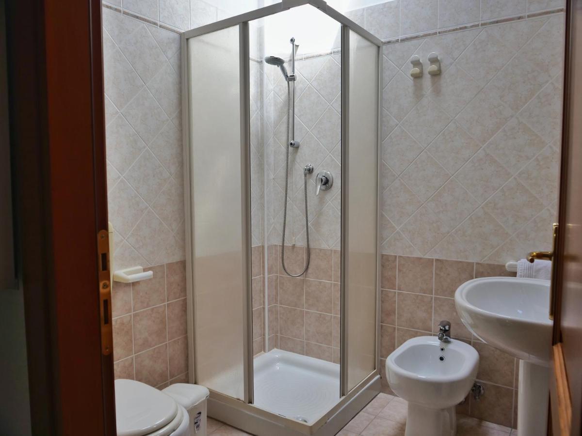 Lounge Del Duca, Centralissimo Bicamere Su Due Livelli - Posto Auto A Richesta Градо Экстерьер фото