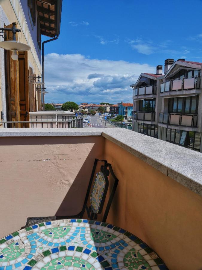 Lounge Del Duca, Centralissimo Bicamere Su Due Livelli - Posto Auto A Richesta Градо Экстерьер фото